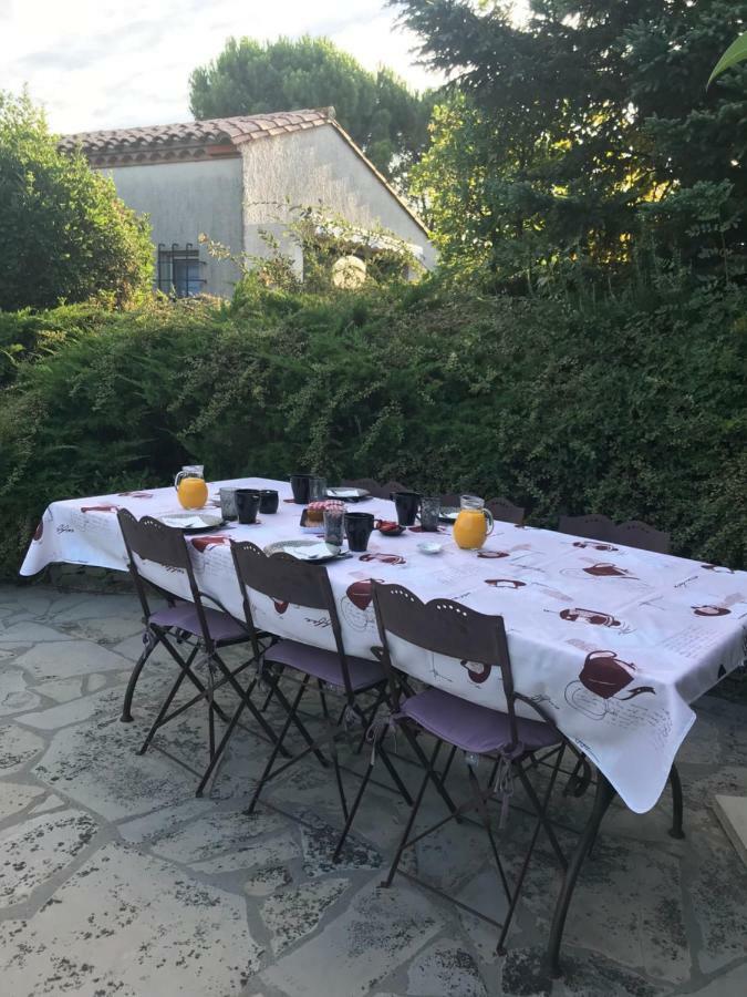 לינה וארוחת בוקר קרקסון Le Jardin De La Cite מראה חיצוני תמונה
